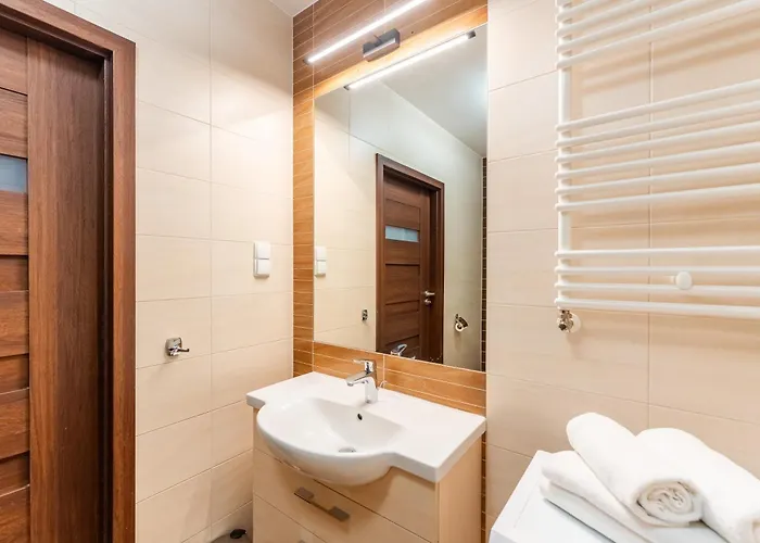 Polanki Z Widokiem Na * コウォブジェク